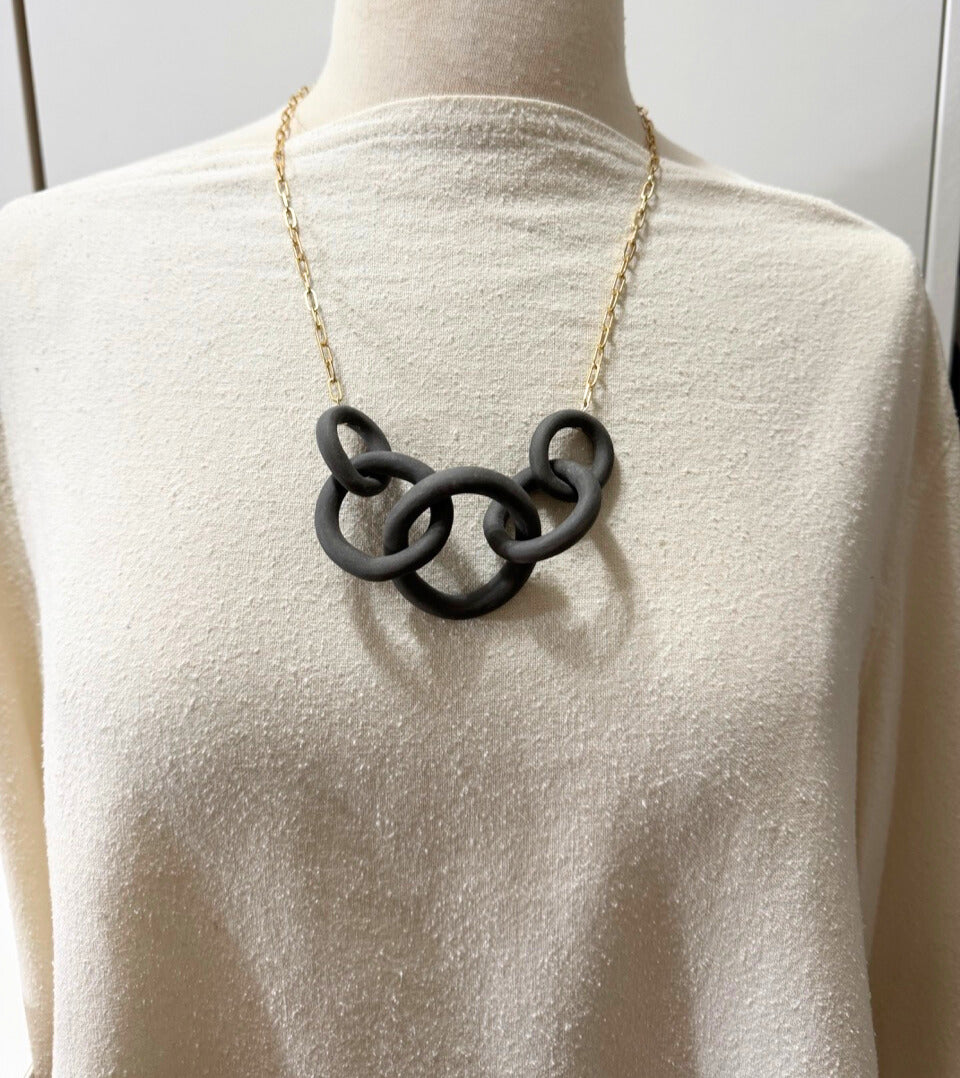 Coil Link Necklace - 5 Link
