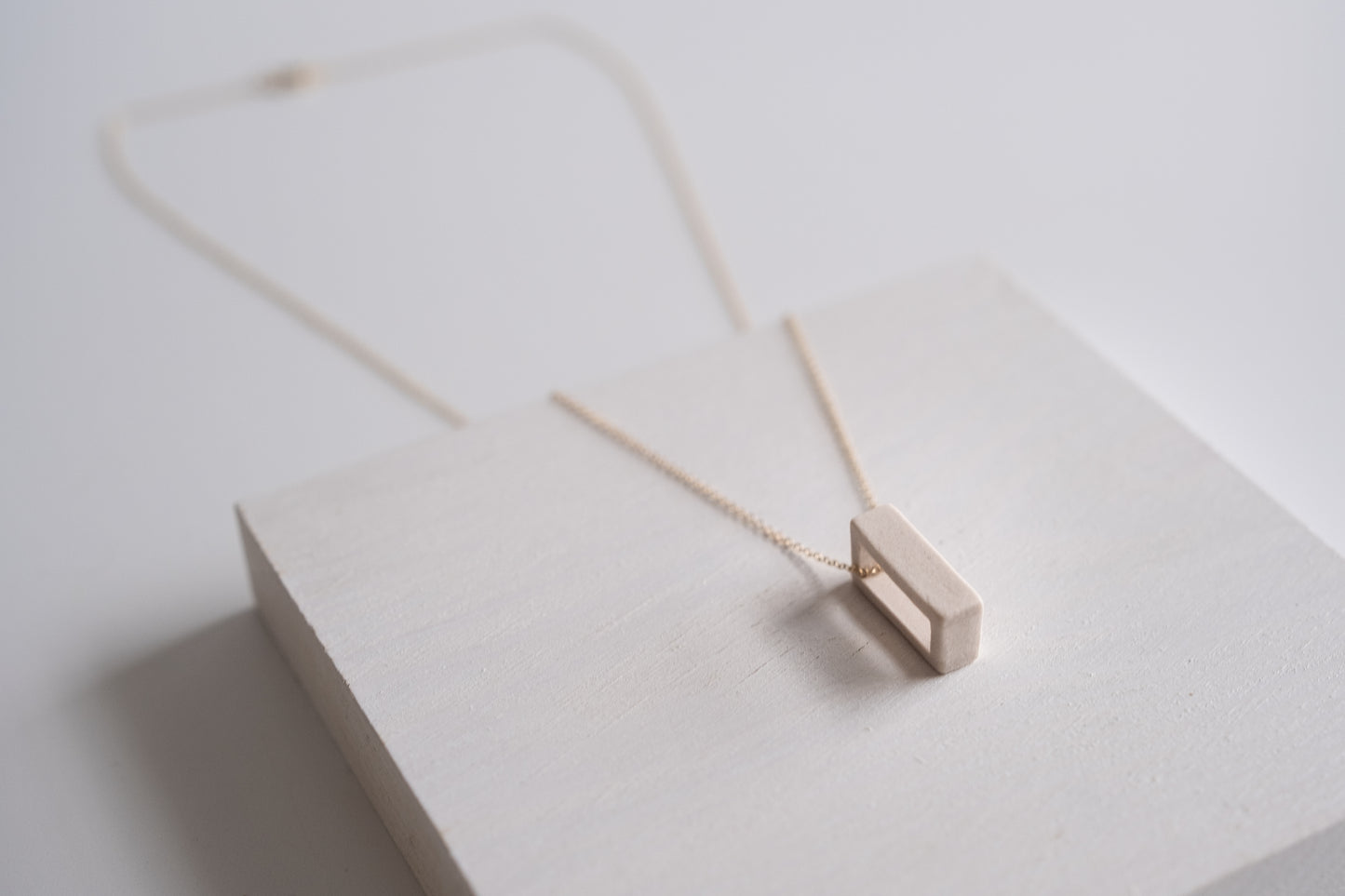 Cylinder Necklace - Vertical