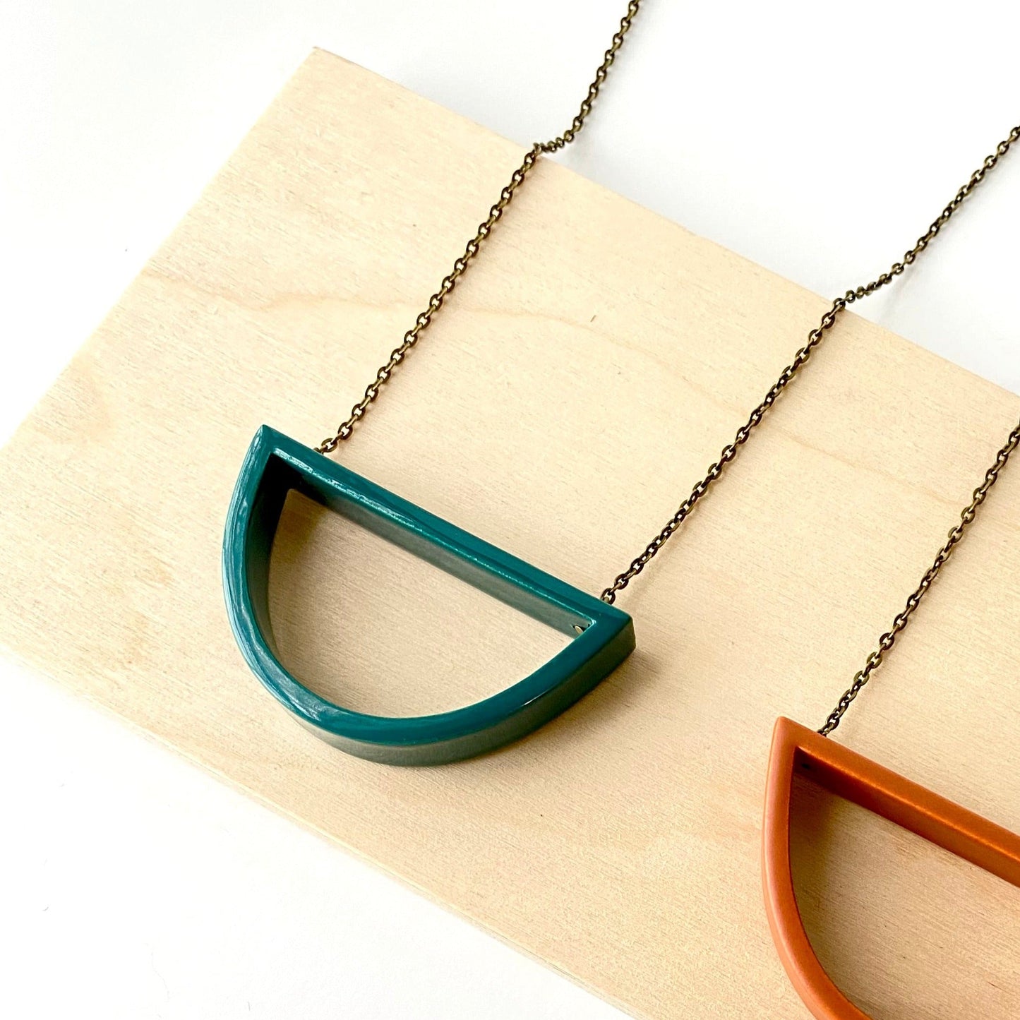 Capped Curve Necklace - Lagoon