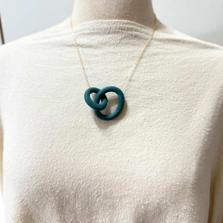 Coil Link Necklace - Blue/Green