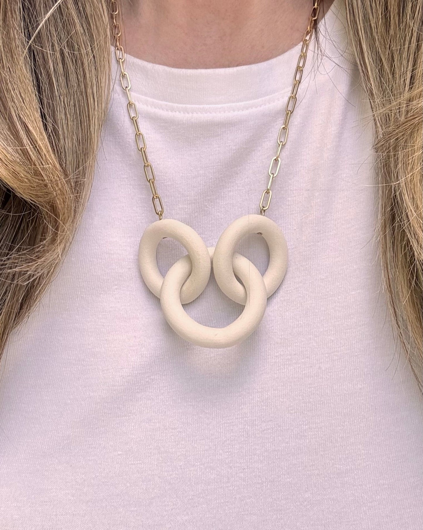 Coil Link Necklace - 3 Link