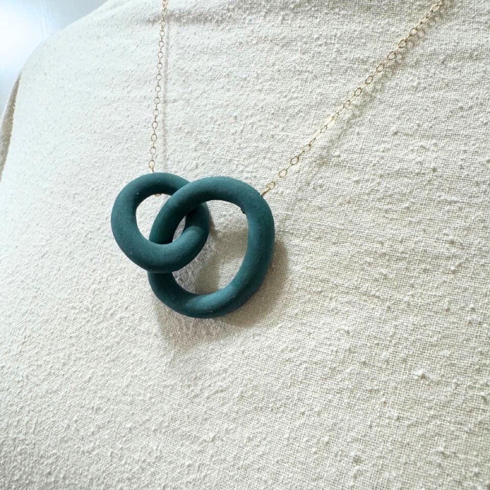 Coil Link Necklace - Blue/Green