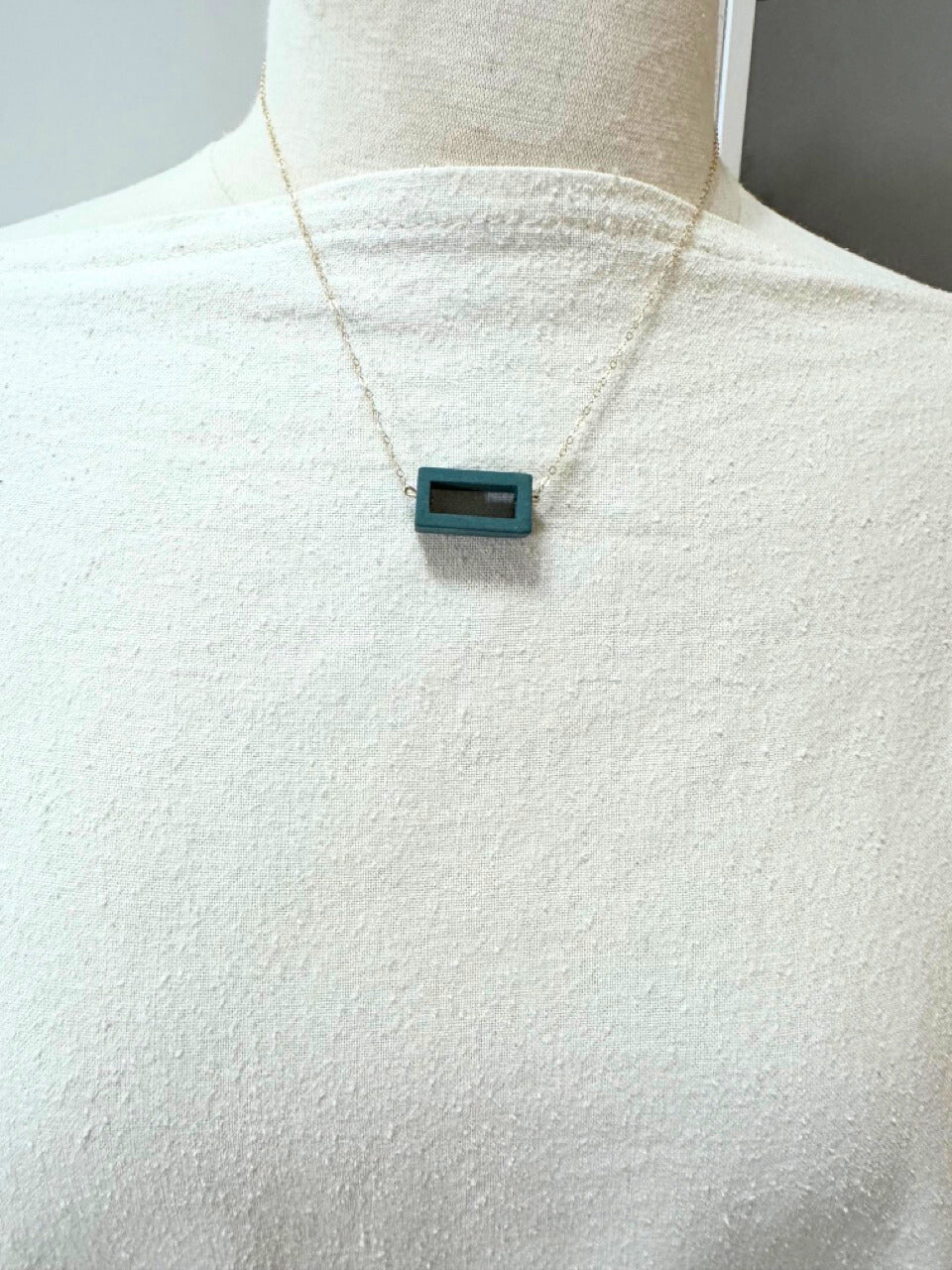 Cylinder Necklace - Micro